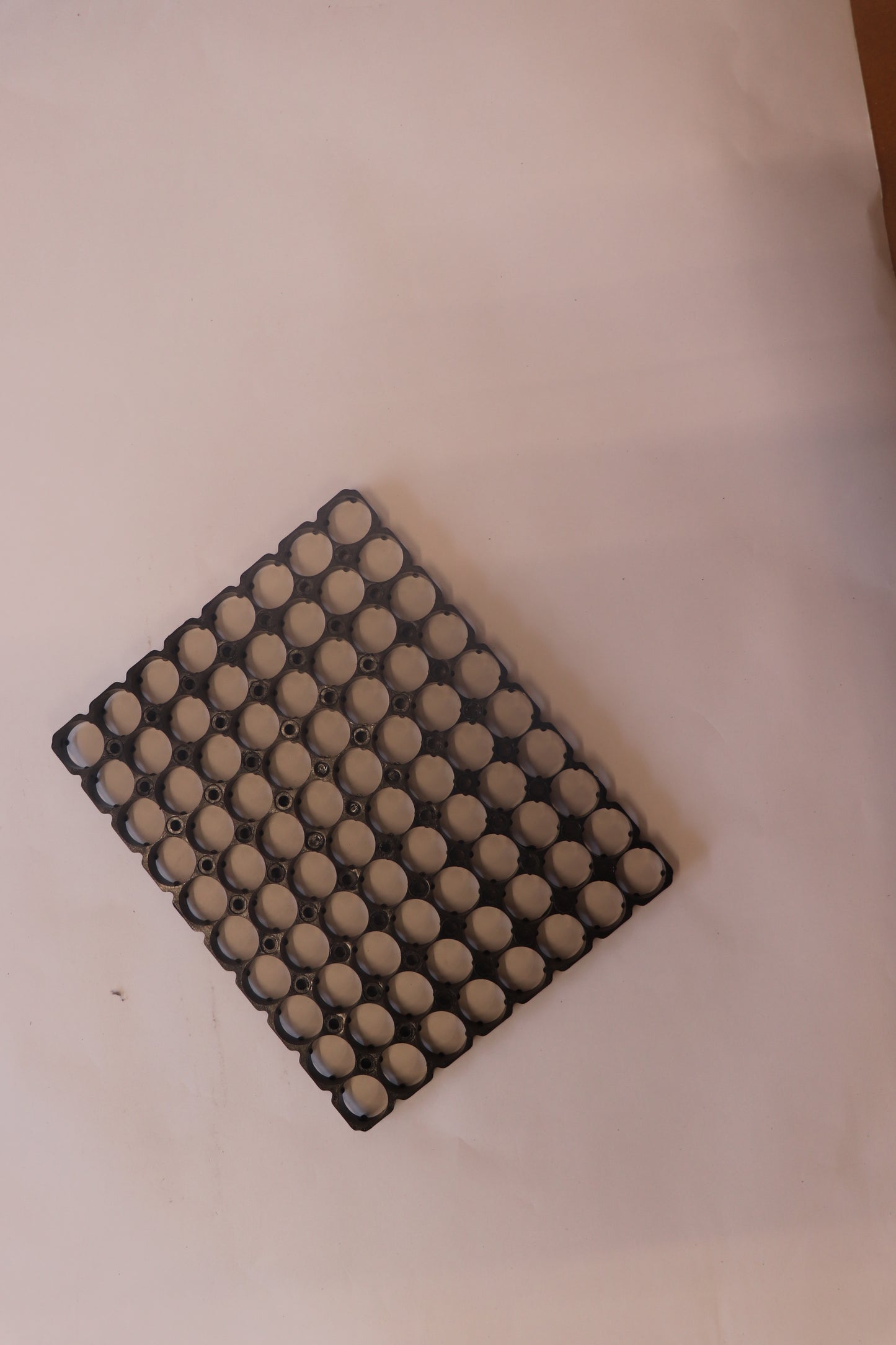 8×10 Cell Holder for 18650 Battery Pack - LITHOGREEN
